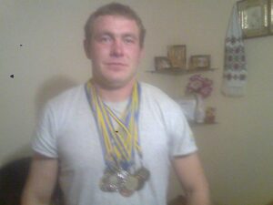 Петро з медалями