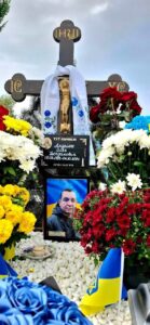 Фото. Хрест на могилі Андріюка Олега.