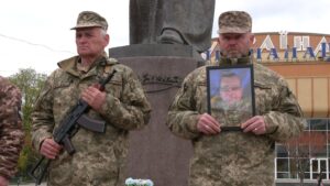 Церемонія прощання на Майдані у Рівному