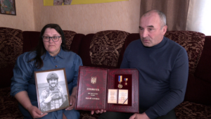 Батьки розровідають про сина