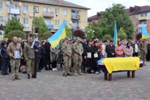 Церемонія прощання з Дулачиком