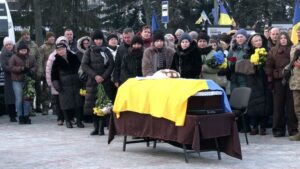 Прощання з Володимиром на Майдані в Рівному