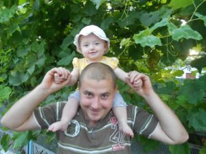 Володимир з донькою