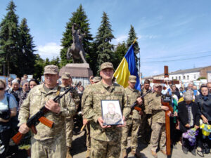 Церемонія прощання. Майдан в Дубно