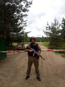 На посту. Ігор в повному спорядженні
