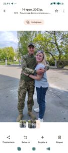 Теплі обіми рідних людей